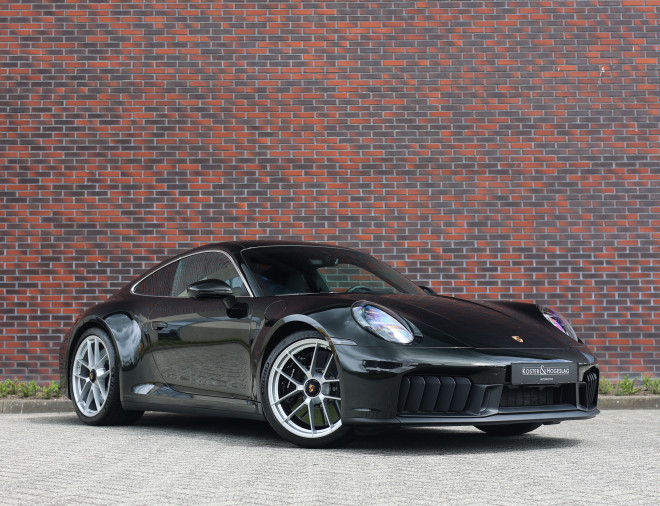 Porsche 992 3.6 T-Hybrid Carrera GTS