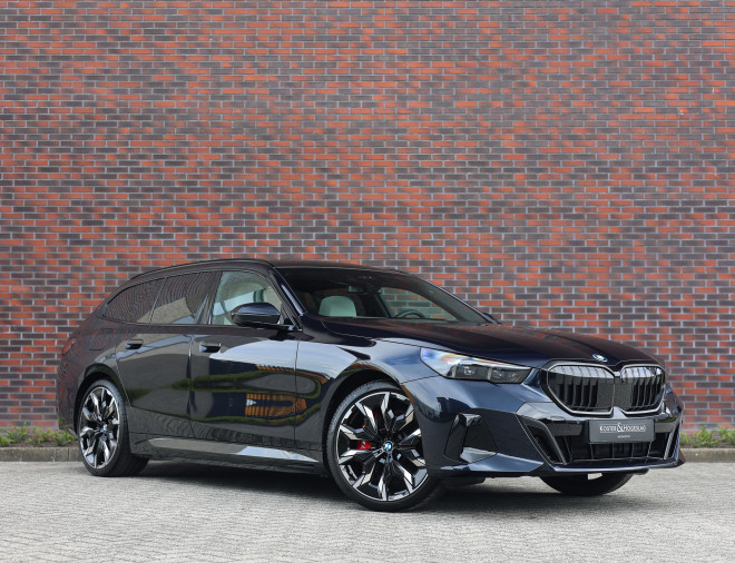BMW 5 Serie Touring 550e xDrive
