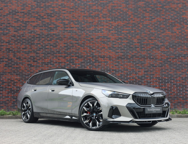 BMW 5 Serie Touring 550e xDrive