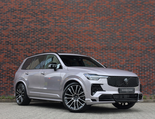Volvo XC90 T8 AWD Ultra Dark