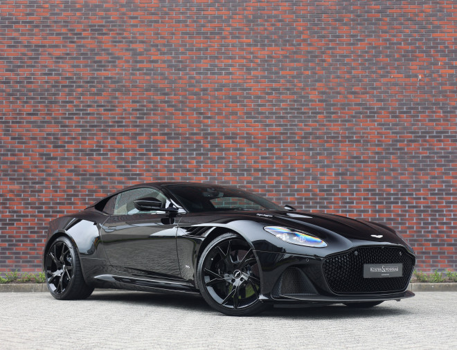 Aston Martin DBS 5.2 V12 Superleggera